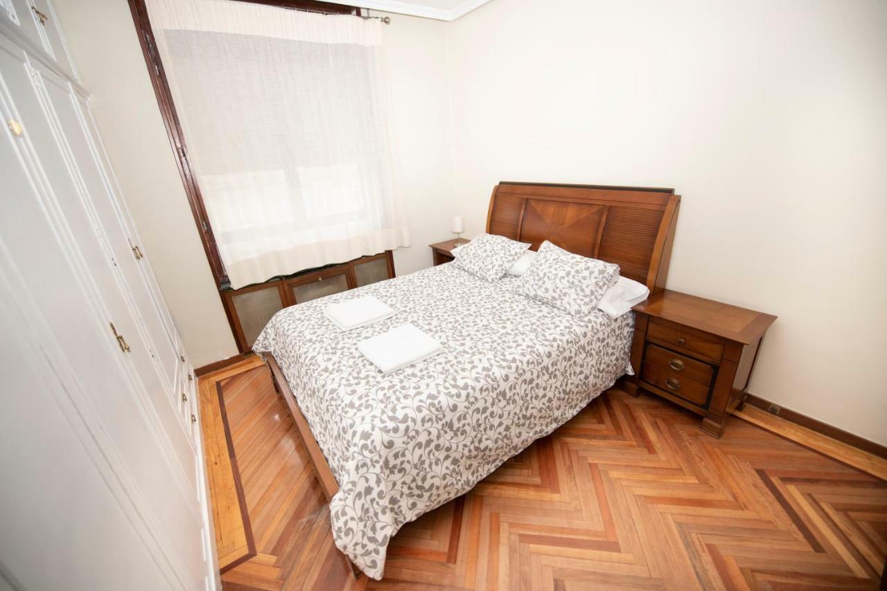 Espacios Blanco Santiago - Con Parking. Appartement Valladolid Buitenkant foto